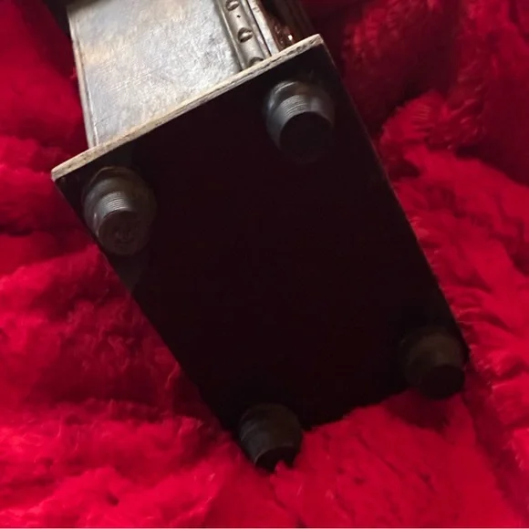 Mantel Clock - Inspired Vintage BrownBlack Finish With Green Patina - Picture 8 of 12